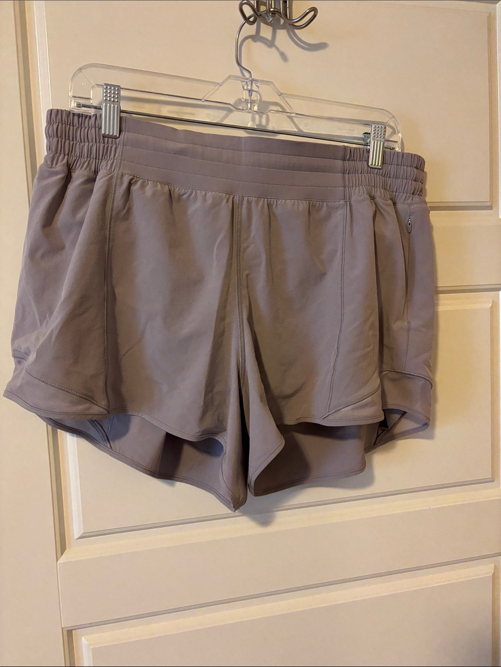 Women's Athletic Running Shorts - Taupe
